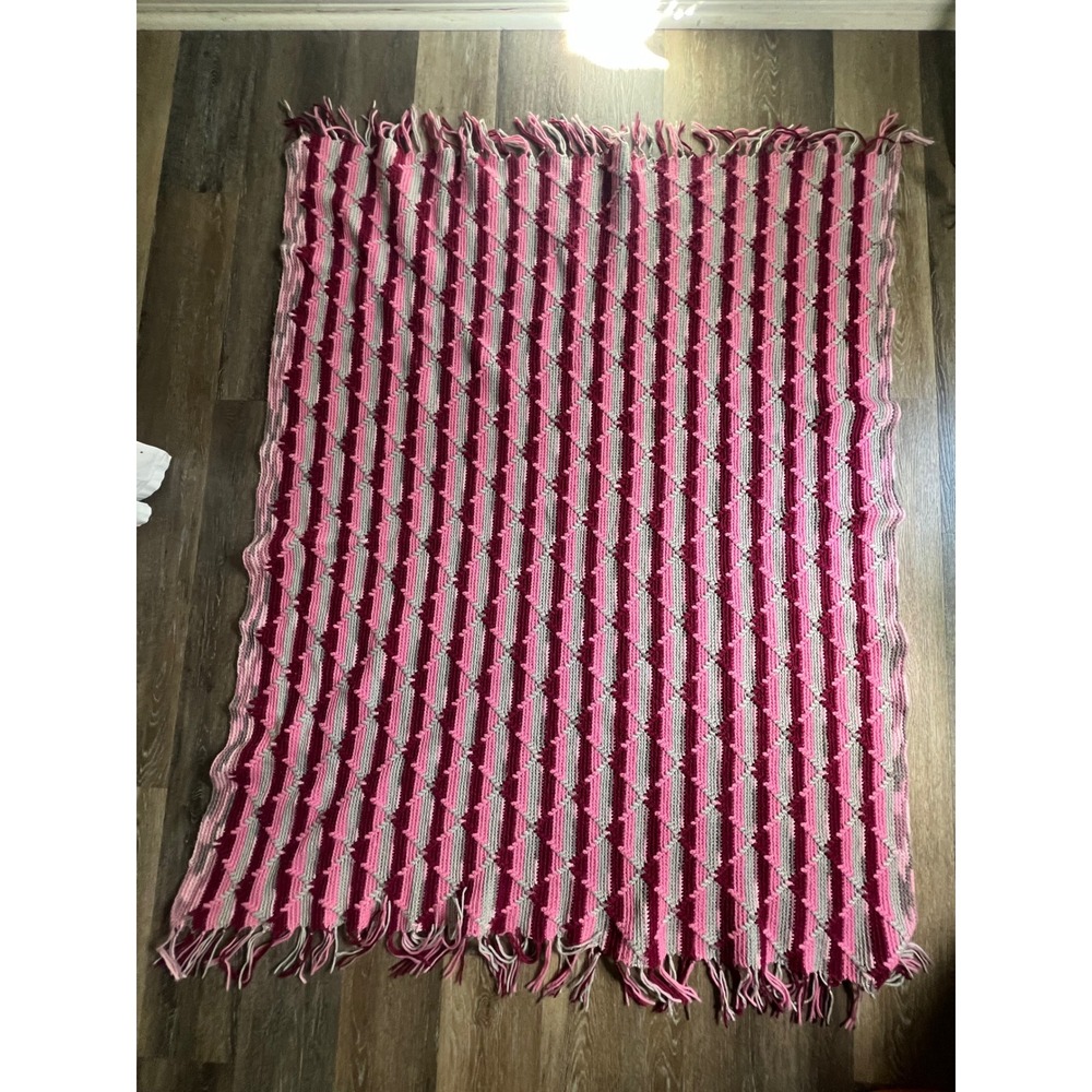 Vintage Crochet Throw Blanket Unisex OS Pink Grey Geometric Diamond Fringe